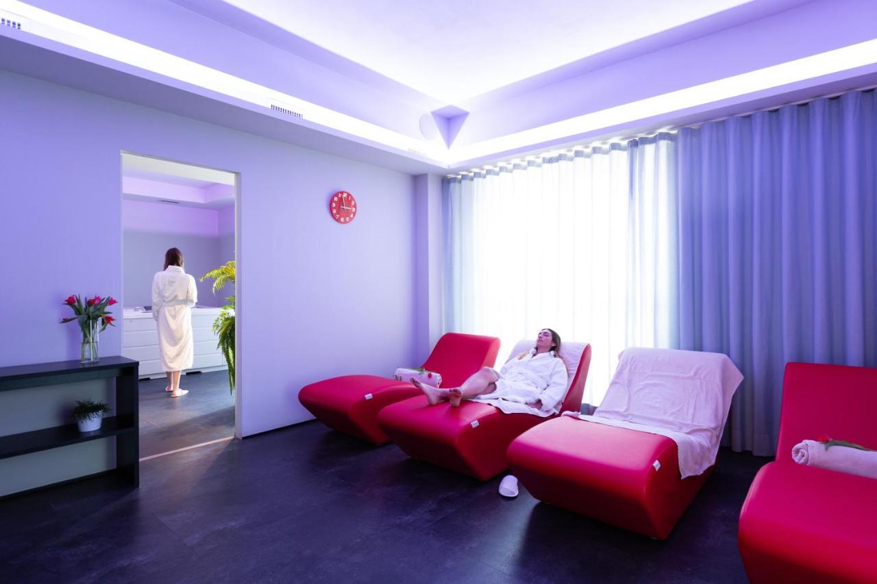 Goti Hotel Torbole Sul Garda Kültér fotó