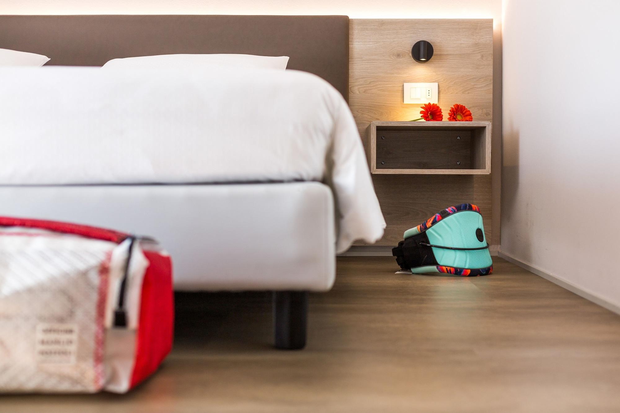 Goti Hotel Torbole Sul Garda Kültér fotó