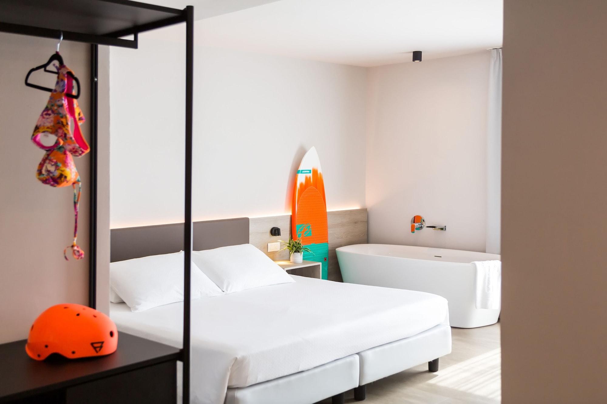 Goti Hotel Torbole Sul Garda Kültér fotó